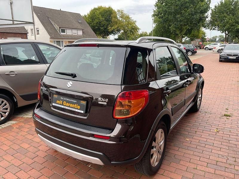 Gebraucht Suzuki SX4 Club 120 PS (88 kW) 2013 Braun SUV
