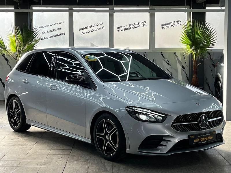 Gebraucht Mercedes B200 Sport 163 PS (119 kW) 2019 Silber Kleinwagen