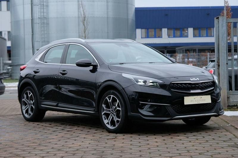 Gebraucht Kia XCeed Spirit 141 PS (103 kW) 2022 Schwarz SUV
