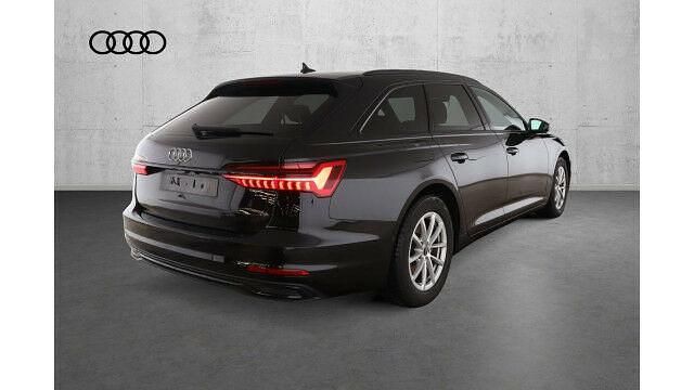 Gebraucht Audi A6 Advanced Plus 163 PS (119 kW) 2024 Mythosschwarz metallic Kombi