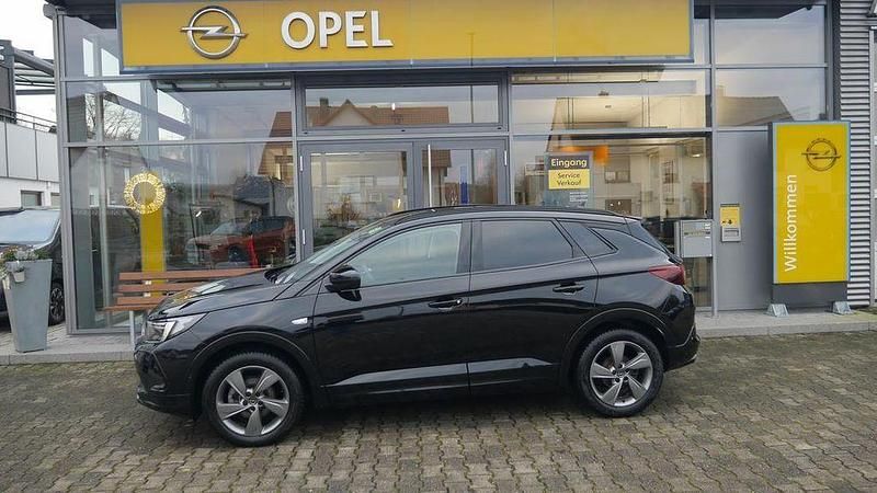 Schwarz Gebraucht 2024 Opel Grandland X SUV | 28.490 € (Teuer) - Bild 1/4