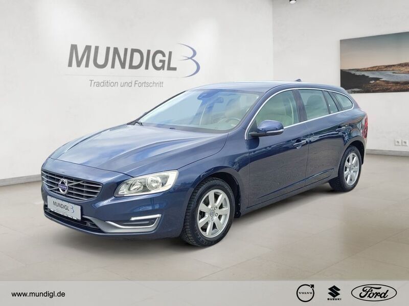 Blau Gebraucht 2014 Volvo V60 Summum Kombi | 11.430 € (Guter Preis) - Bild 1/4