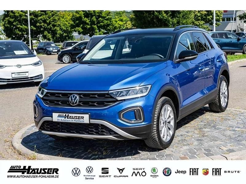 Blau Gebraucht 2025 VW T-Roc Life SUV | 28.785 € (Superpreis) - Bild 1/4