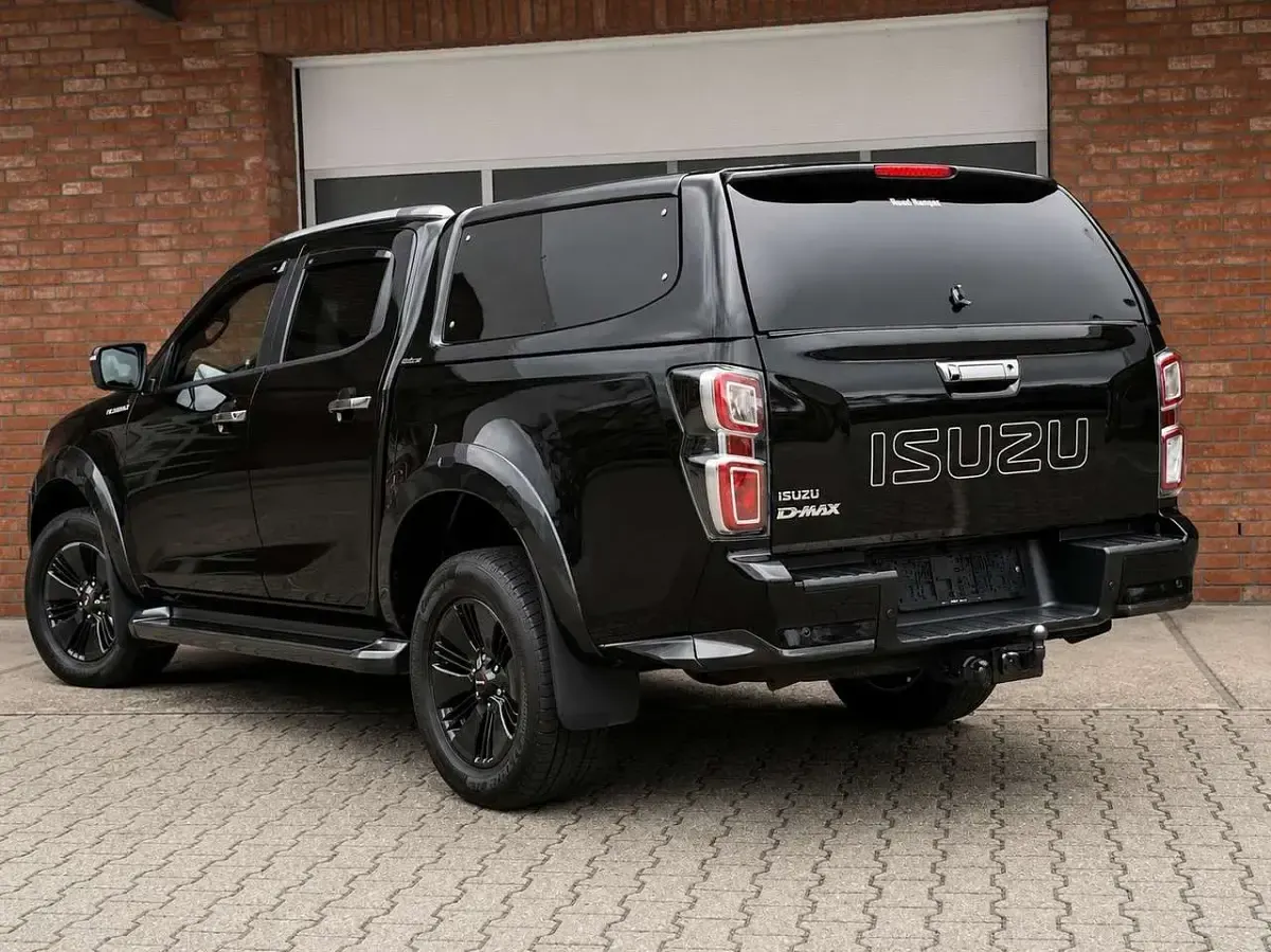 Gebraucht Isuzu D-Max 163 PS (119 kW) 2021 Schwarz Pickup