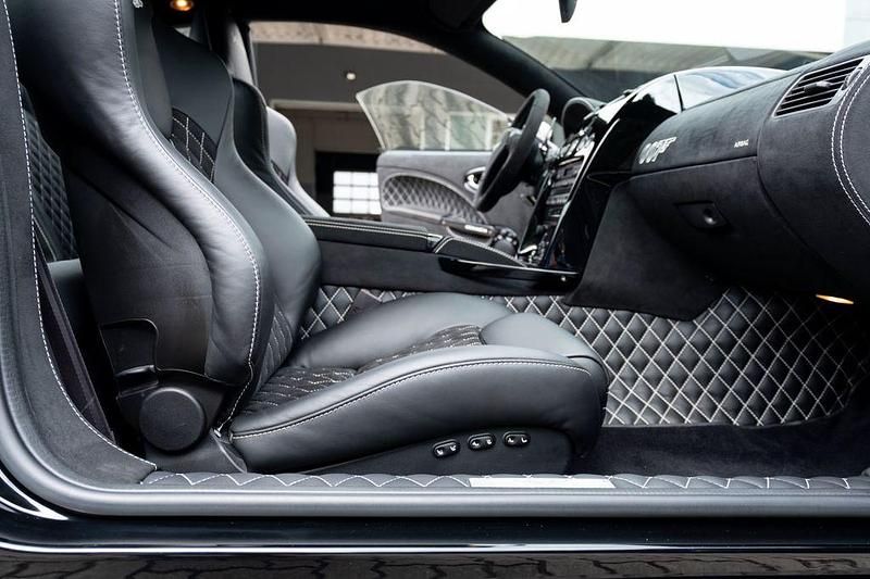 Gebraucht Aston Martin Vanquish 466 PS (342 kW) 2004 Schwarz Coupé