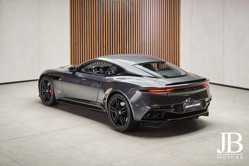 Gebraucht Aston Martin DBS 725 PS (533 kW) 2020 Grau Coupé