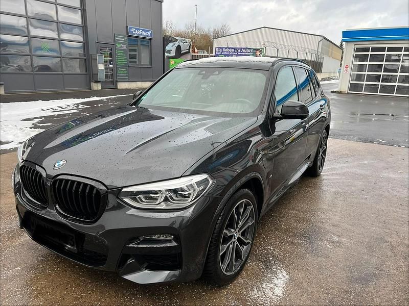 Grau Gebraucht 2020 BMW X3 SUV | 31.999 € (Fairer Preis) - Bild 1/4