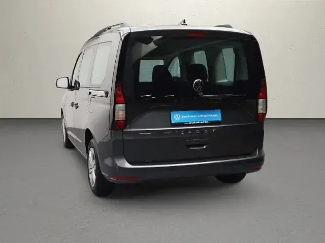 Gebraucht VW Caddy Basis 116 PS (85 kW) 2024 Indiumgrau metallic Van / Kleinbus