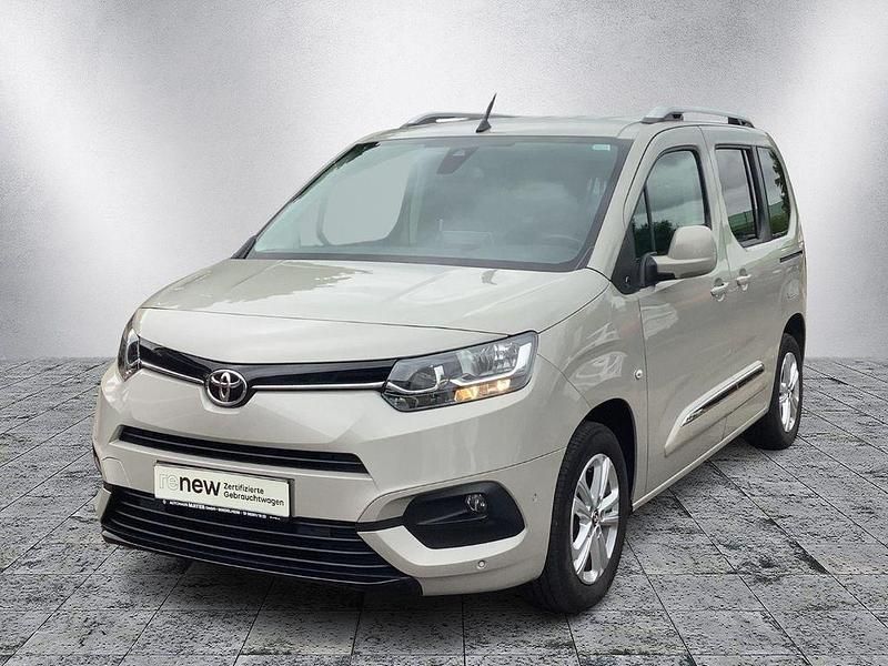 Silber Gebraucht 2021 Toyota Proace Verso City Kombi | 19.390 € - Bild 1/4