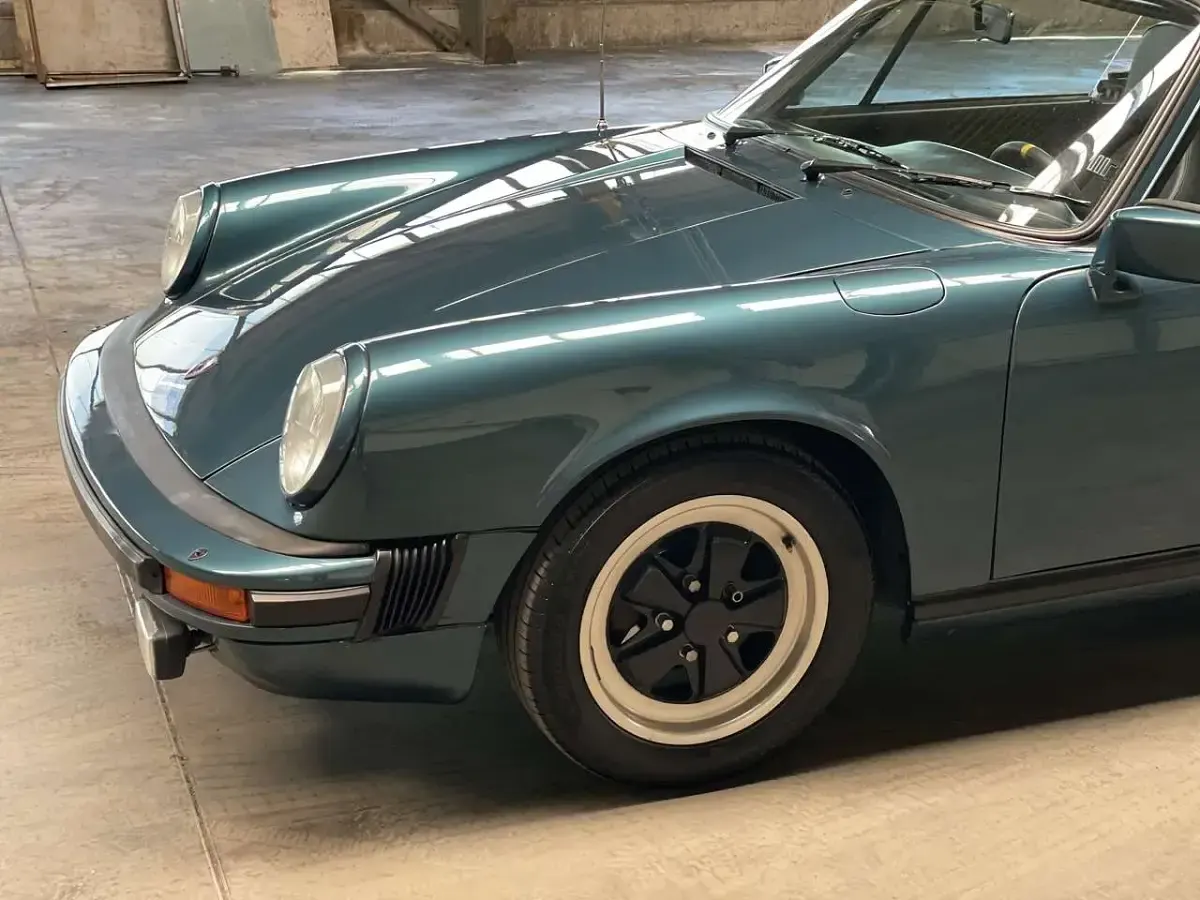 Gebraucht Porsche 911SC 179 PS (131 kW) 1983 Blau Cabrio