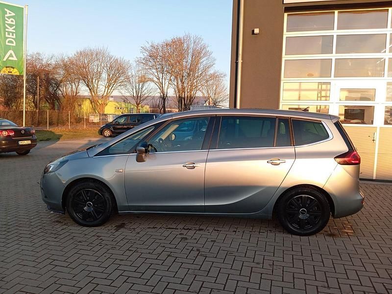 Gebraucht Opel Zafira Tourer 140 PS (102 kW) 2013 Silber Van / Kleinbus