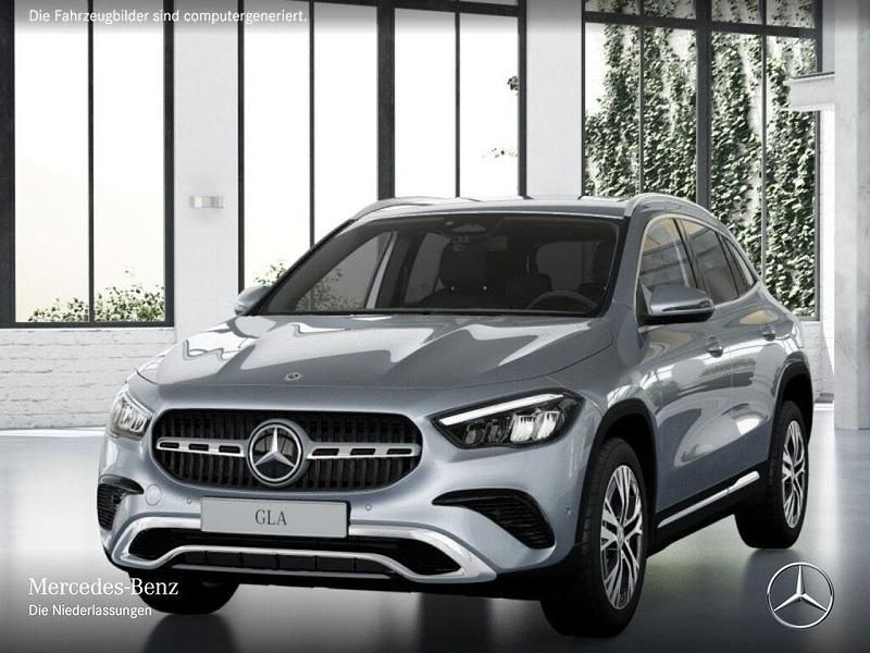 Gebraucht Mercedes GLA200 Advanced 150 PS (110 kW) 2025 Silber SUV