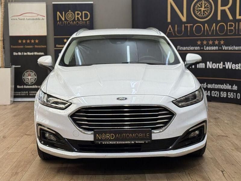 Gebraucht Ford Mondeo Titanium 190 PS (139 kW) 2022 Frozen white Kombi