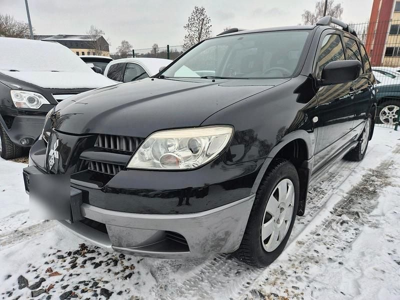 Schwarz Gebraucht 2005 Mitsubishi Outlander SUV | 2.500 € (Guter Preis) - Bild 1/4