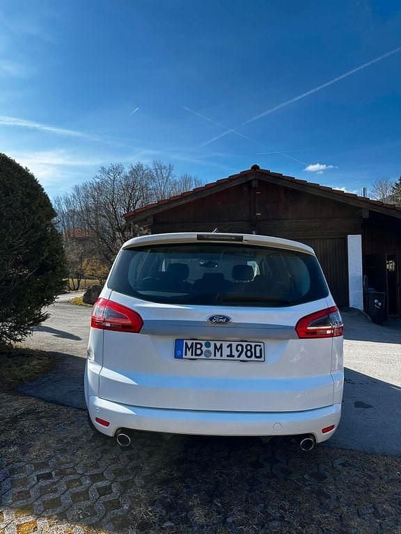 Gebraucht Ford S-MAX Titanium S 200 PS (147 kW) 2011 Weiß Van / Kleinbus