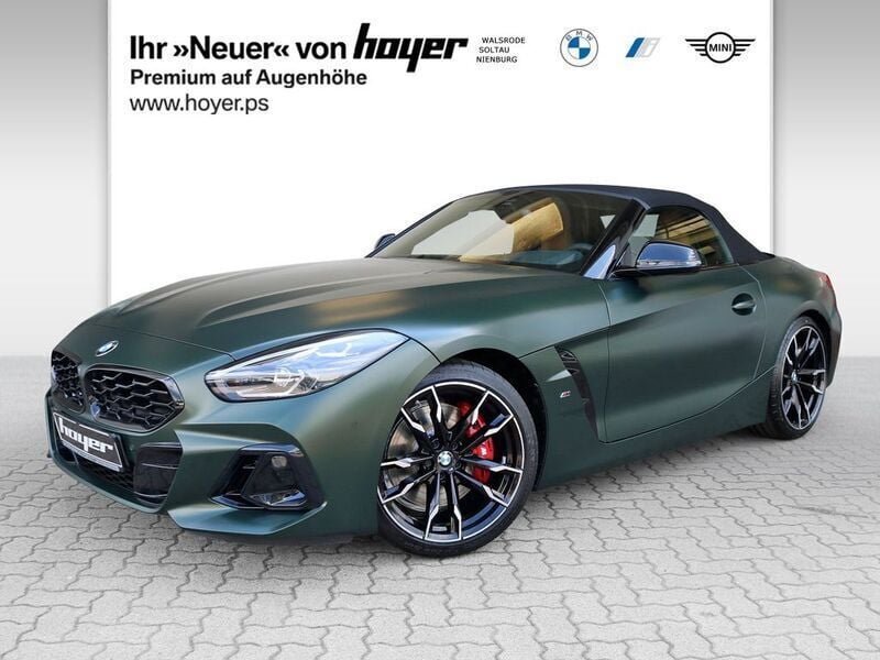 Frozen deep green ii metallic Neu 2024 BMW Z4 Pure Impulse Cabrio | 71.490 € (Fairer Preis) - Bild 1/4