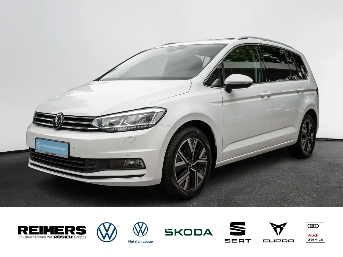 Gebraucht VW Touran Highline 150 PS (110 kW) 2023 Van / Kleinbus
