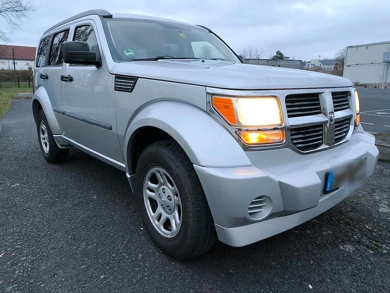 Silber Gebraucht 2006 Dodge Nitro SUV | 6.000 € (Fairer Preis) - Bild 1/4