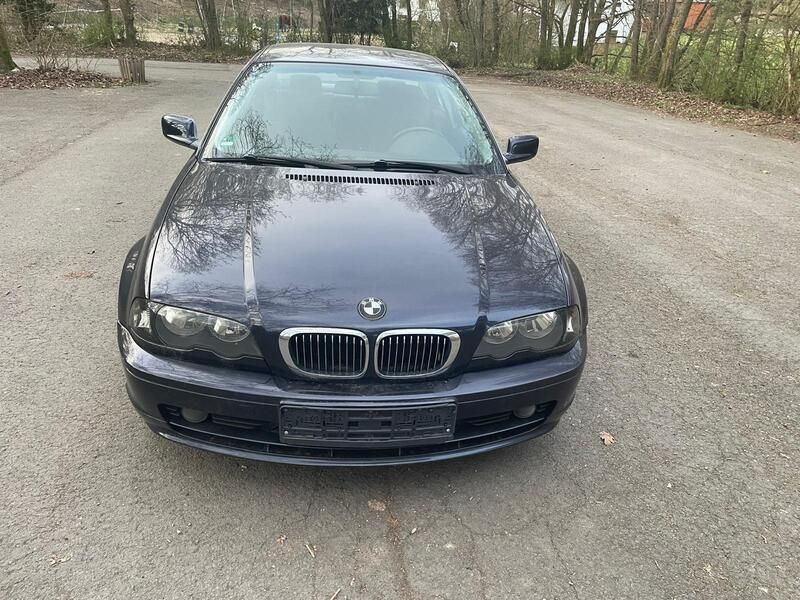 Blau Gebraucht 2004 BMW 320 Coupé | 3.400 € (Superpreis) - Bild 1/4
