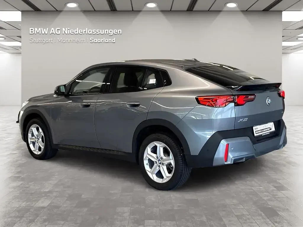 Gebraucht BMW X2 150 PS (110 kW) 2025 Grau SUV