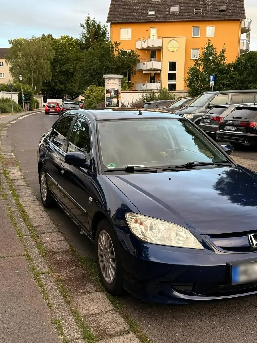 Gebraucht Honda Civic Hybrid 90 PS (66 kW) 2003 Blau Limousine