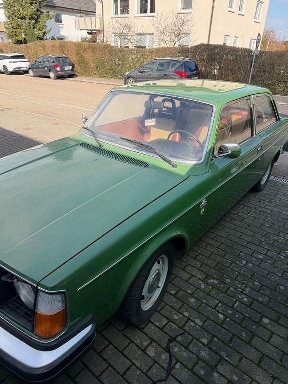 Gebraucht Volvo 240 111 PS (81 kW) 1975 Braun Limousine