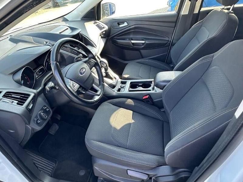 Gebraucht Ford Kuga Cool & Connect 150 PS (110 kW) 2017 Weiß SUV