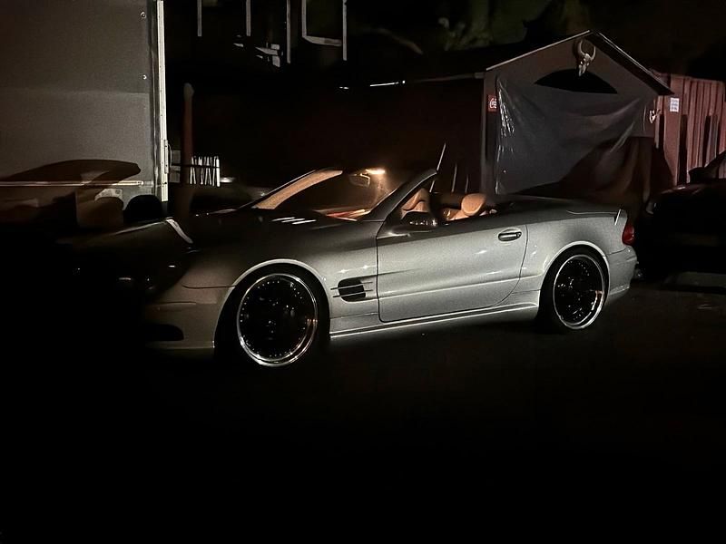 Silber Gebraucht 2002 Mercedes SL500 AMG Cabrio | 18.999 € (Teuer) - Bild 1/4