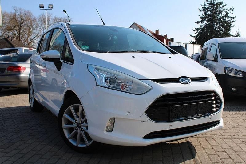 Gebraucht Ford B-MAX Titanium 95 PS (69 kW) 2017 Weiß Van / Kleinbus