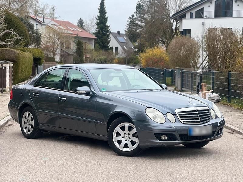Second-hand Mercedes E200 184 CP (135 kW) 2006 Gri Berlinǎ