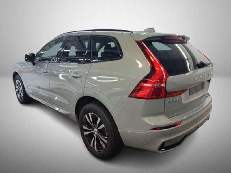 Gebraucht Volvo XC60 Plus 197 PS (144 kW) 2024 Vapour grey / metallic SUV