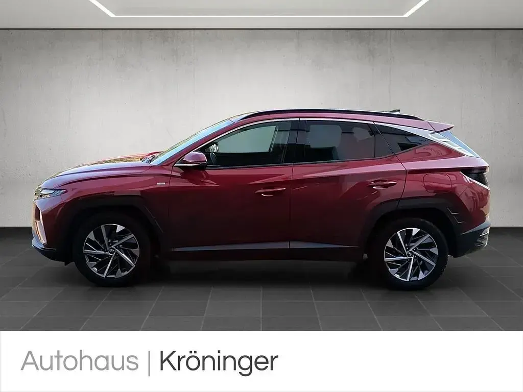 Gebraucht Hyundai Tucson Trend 150 PS (110 kW) 2022 Rot SUV
