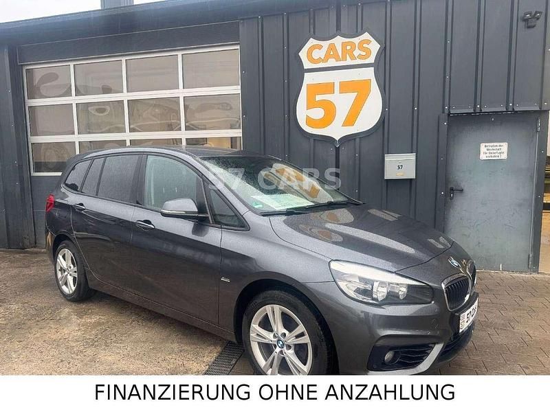 Grau Gebraucht 2016 BMW 218 Sport Line Kombi | 12.900 € (Guter Preis) - Bild 1/4