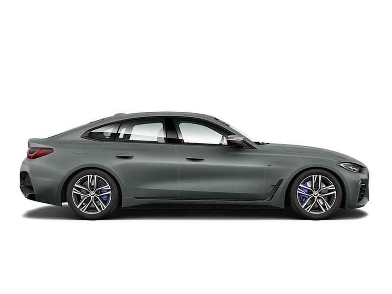 Gebraucht BMW 440 374 PS (275 kW) 2023 Frozen pure grey metallic Coupé