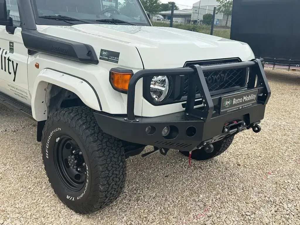 Neu Toyota Land Cruiser 228 PS (167 kW) 2025 Weiß SUV