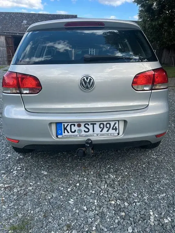 Gebraucht VW Golf VI 90 PS (66 kW) 2011 Kleinwagen