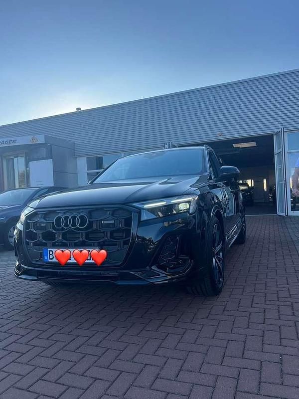 Gebraucht Audi Q7 S-Line 286 PS (210 kW) 2024 Schwarz SUV
