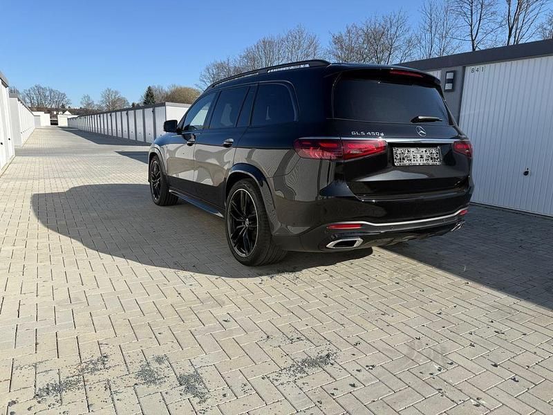 Neu Mercedes GLS450 367 PS (269 kW) 2026 Schwarz SUV