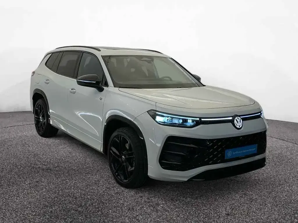 Gebraucht VW Tayron R-line 265 PS (194 kW) 2025 Weiß SUV