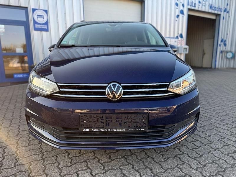 Usata VW Touran 150 CV (110 kW) 2024 Blu Monovolume