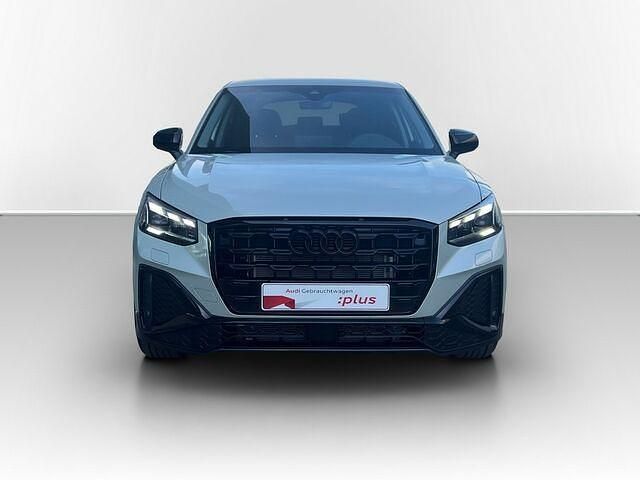 Gebraucht Audi Q2 S-Line 150 PS (110 kW) 2024 Tausilber metallic SUV