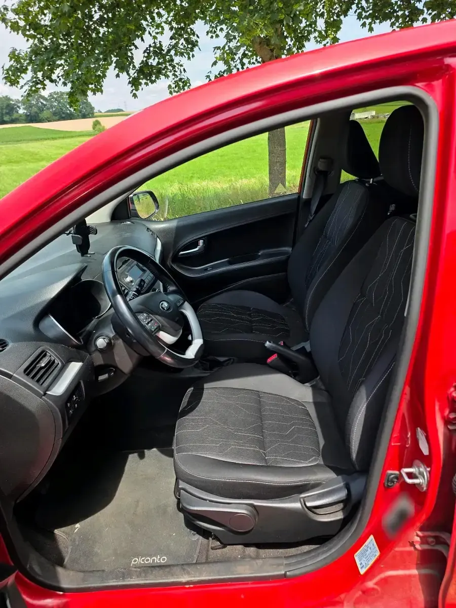 Gebraucht Kia Picanto 70 PS (51 kW) 2015 Rot Kleinwagen