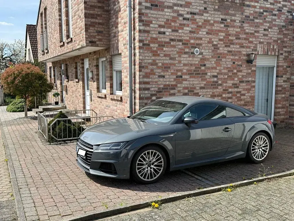 Second-hand Audi TT S-Line 230 CP (169 kW) 2017 Gri Coupe