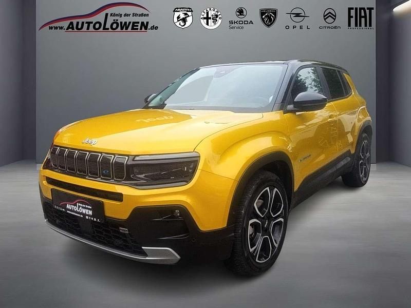 Gelb metallic (gelb) Gebraucht 2023 Jeep Avenger EV Summit SUV | 26.930 € (Fairer Preis) - Bild 1/4