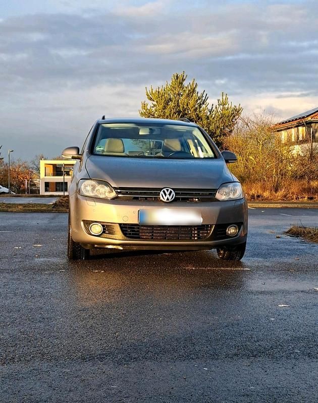 Gebraucht VW Golf VI Trendline 105 PS (77 kW) 2011 Grau Kleinwagen