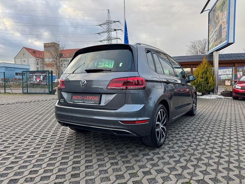 Second-hand VW Golf Join 110 CP (80 kW) 2018 Gri SUV