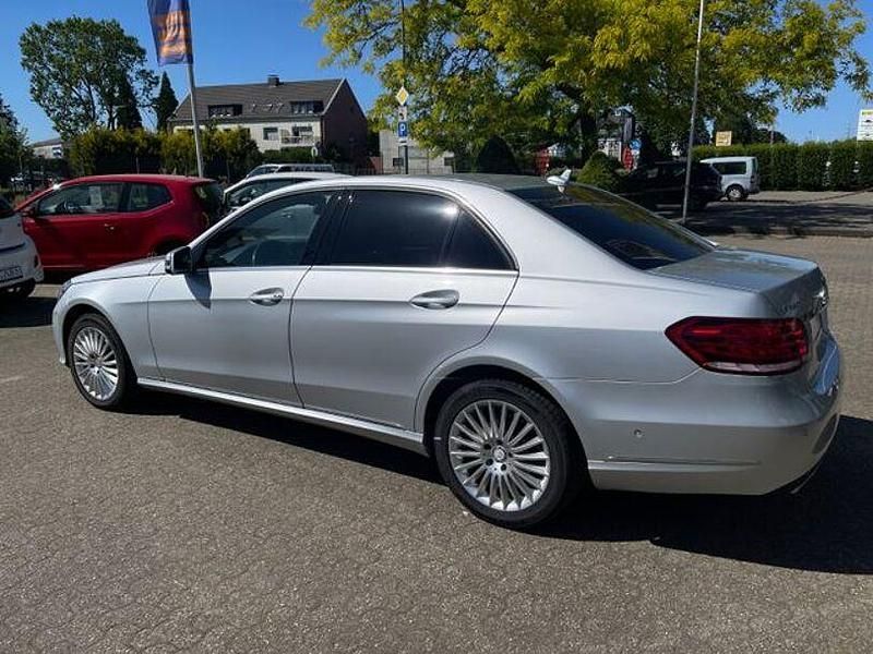 Gebraucht Mercedes E350 Elegance 258 PS (189 kW) 2015 Silber Limousine