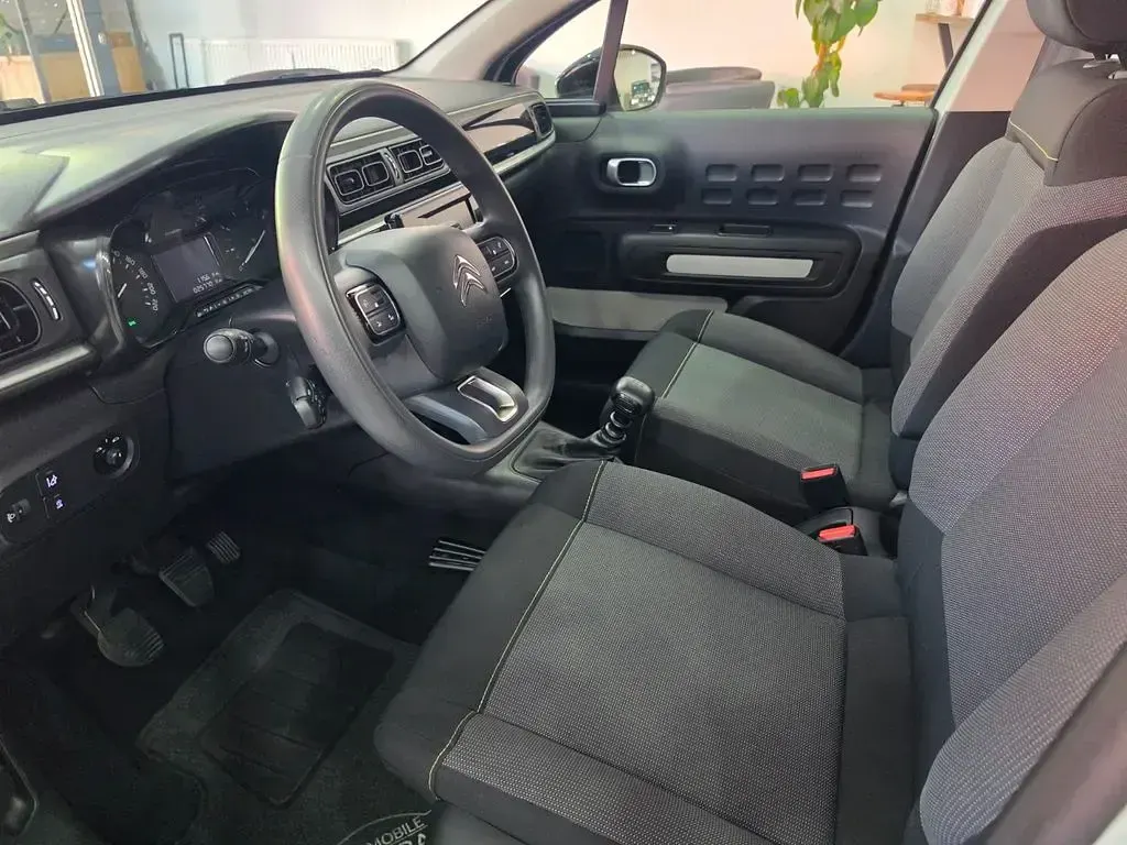 Gebraucht Citroën C3 Feel 110 PS (80 kW) 2020 Grün Kleinwagen
