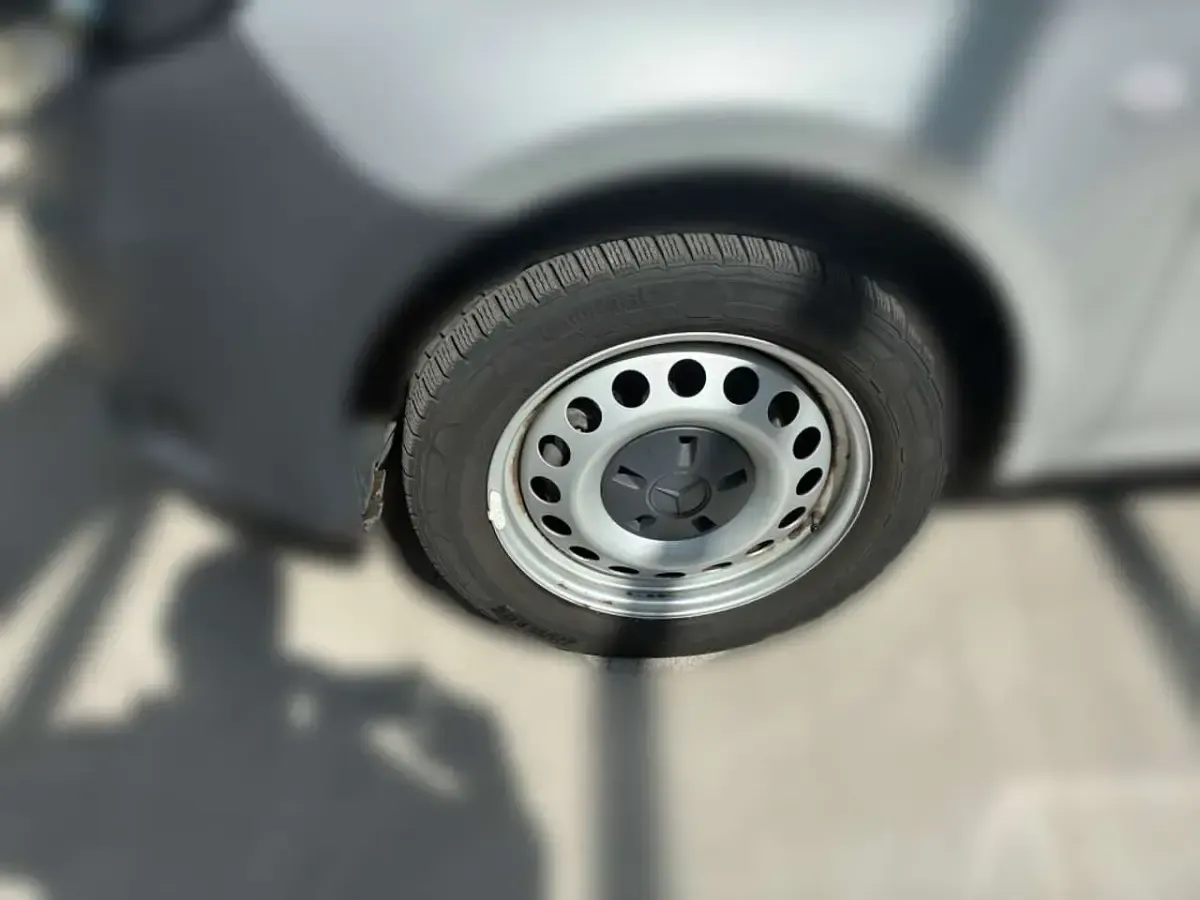 Gebraucht Mercedes e-Vito 85 kW (116 PS) 2021 Silber Van