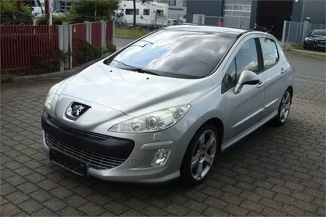 Gebraucht Peugeot 308 136 PS (100 kW) 2008 Silber Limousine